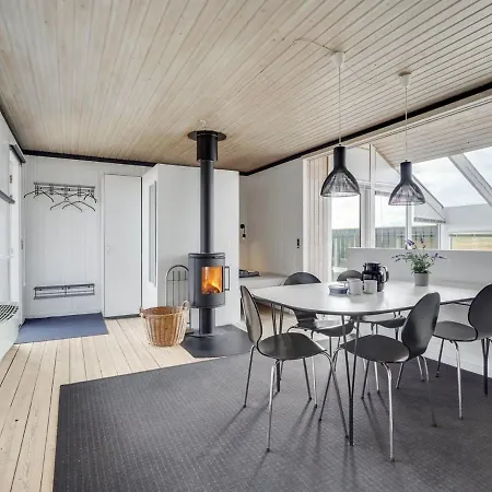 Dom wakacyjny Anthonette - From The Sea In Western Jutland By Interhome *